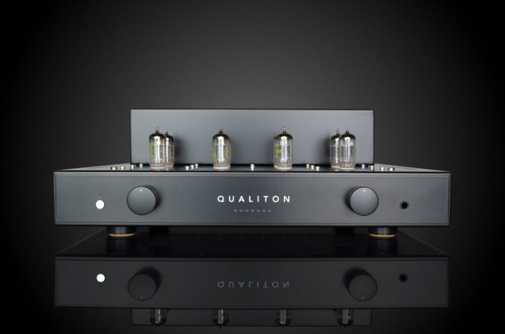 Audio Hungary - C200 Preamplifier Audio Hungary - C200 Preamplifier