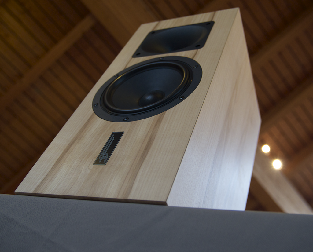 Blumenhofer Acoustics - Tempesta Bookshelf Walnut Blumenhofer Acoustics - Tempesta Bookshelf Walnut