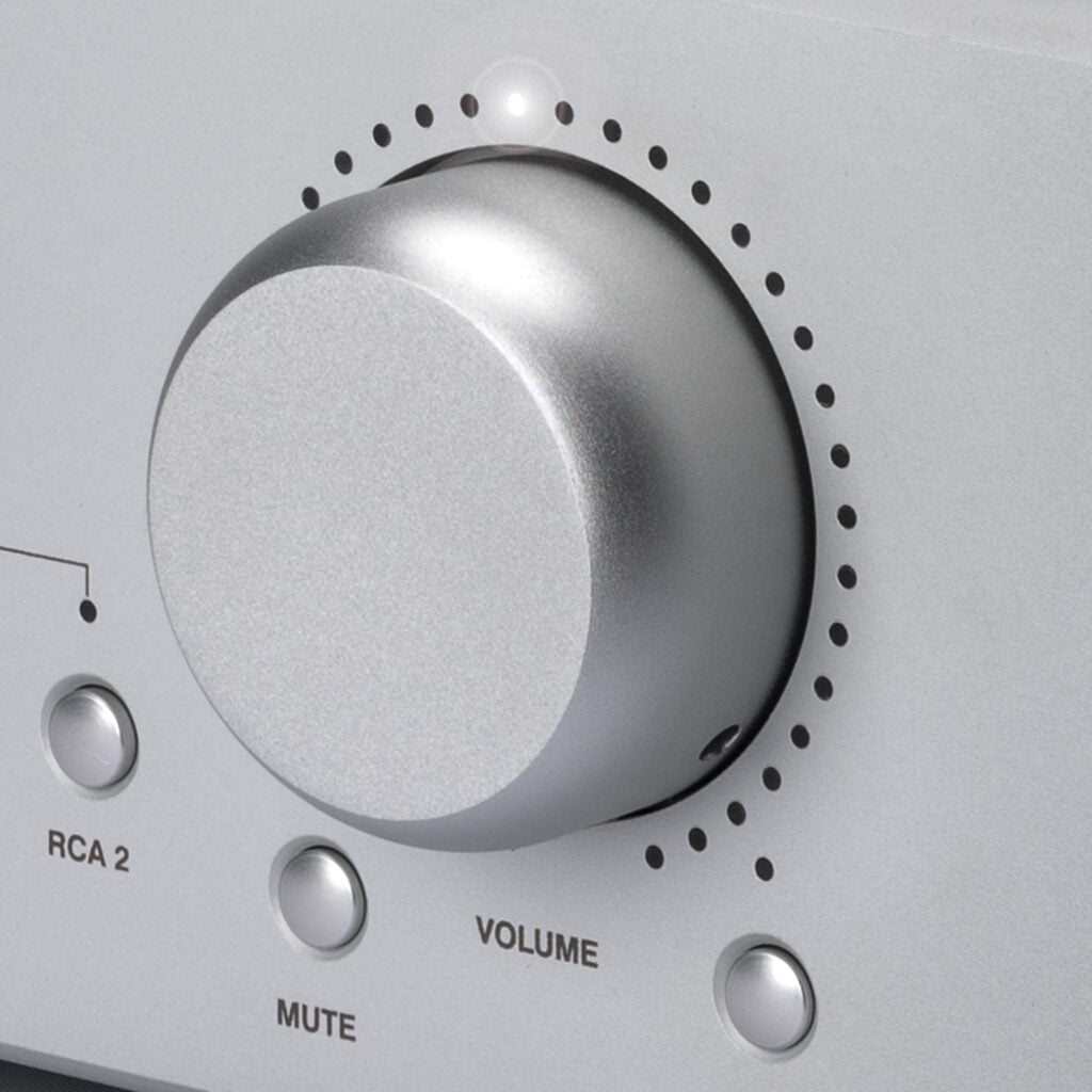 Bryston - BR-20 Preamplifier Bryston - BR-20 Preamplifier
