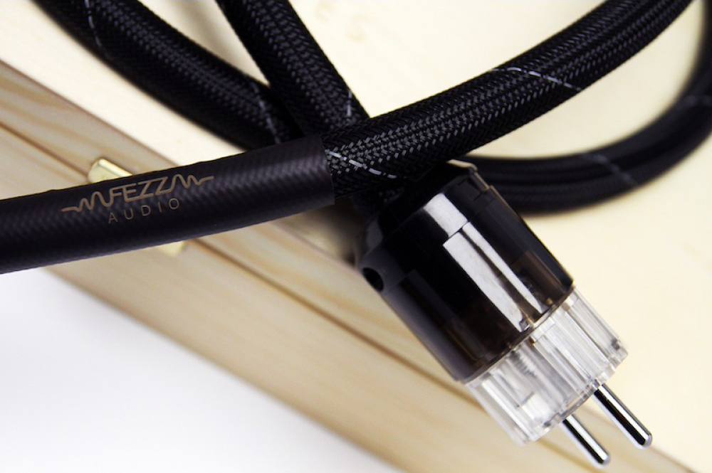 Fezz Audio - AURIGA Super Power Cable Fezz Audio - AURIGA Super Power Cable