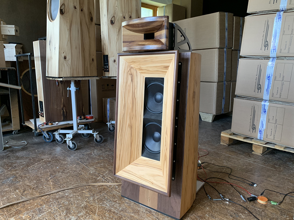 Blumenhofer Acoustics Corona 2×220 Speakers Eligo Audio Culture