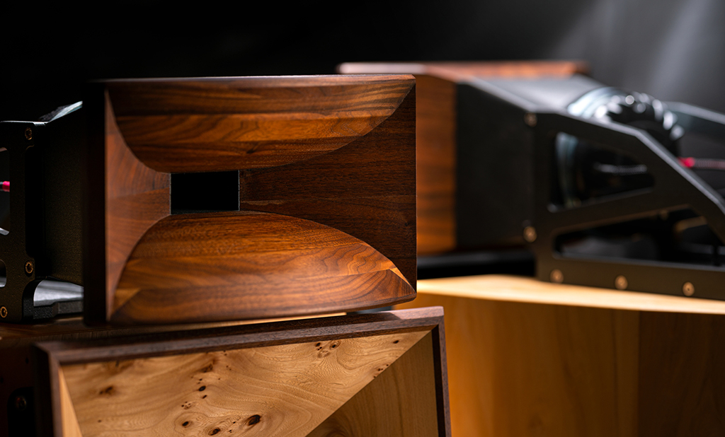 Blumenhofer Acoustics Corona 2×220 Speakers Eligo Audio Culture